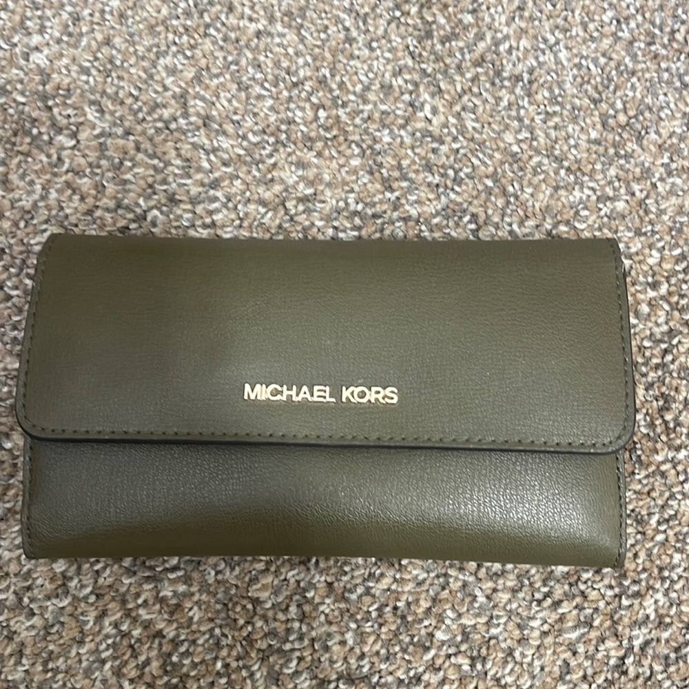 Michael Kors wallet